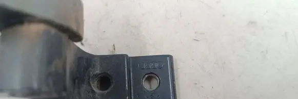 Audi A6 S6 C5 4B Front door upper hinge XS42102