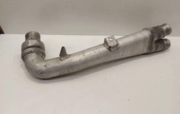 Audi Q7 4L Intercooler hose/pipe 7L6145945J