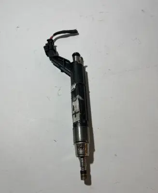 Porsche Cayenne (9Y0 9Y3) Fuel injector 06M906036T 135700483 06M906A02