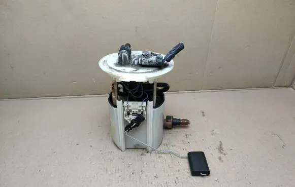 Dodge Durango III Fuel injection high pressure pump