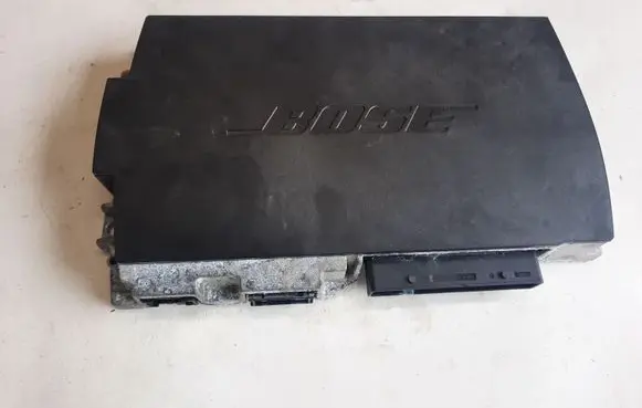 Audi Q3 8U Sound amplifier 8X0035223D
