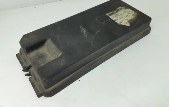 Mercedes-Benz ML W164 Fuse box cover 1645400182