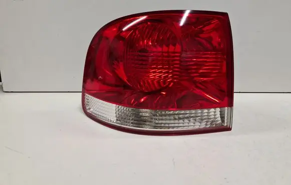 Volkswagen Touareg I Rear/tail lights 7L6945095K 28259002