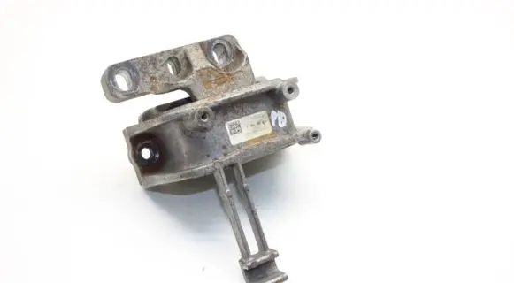 Skoda Superb B8 (3V) Engine mount bracket 3Q0199262J