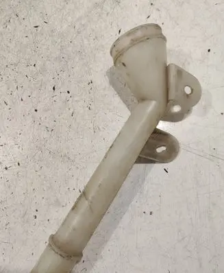 Peugeot 607 Window washer liquid tank fill tube 9629543480