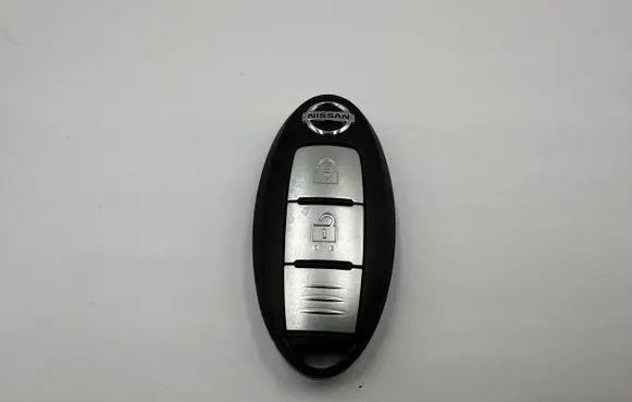 Nissan Qashqai Ignition key/card S180144102
