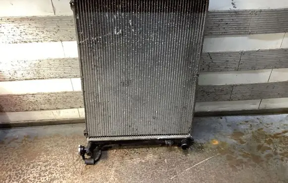 Hyundai Grandeur Coolant radiator PA66GF33