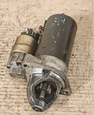 BMW 3 E46 Starter motor 7505979 0001108196 12427505979