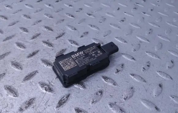 BMW X1 U11 Keyless system antenna 5B60518 61355B60518