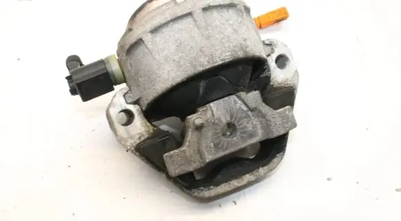 Audi A6 S6 C7 4G Engine mount bracket