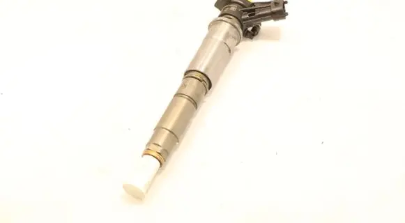 Fuel injector