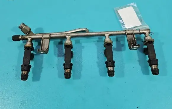 Opel Meriva A Fuel injector 25313846 IMPRK1528131