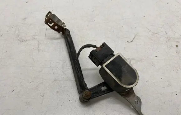 BMW 2 F22 F23 Headlight/headlamp level sensor 68660843
