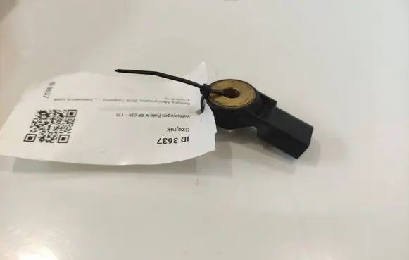 Volkswagen Fox Detonation knock sensor 030905377CCAREWAY