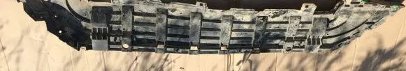 Volvo XC90 Front bumper skid plate/under tray 31353372 BP3ED
