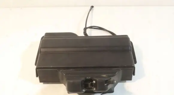 Infiniti Q50 Tailgate/trunk/boot lock/catch/latch 180330