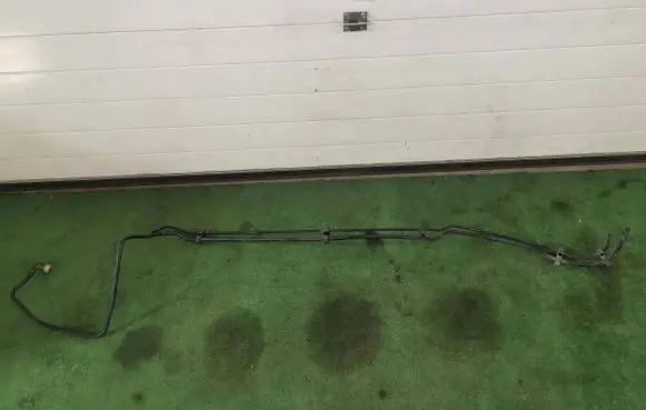 Mini One - Cooper Coupe R56 Fuel line pipe 2752332