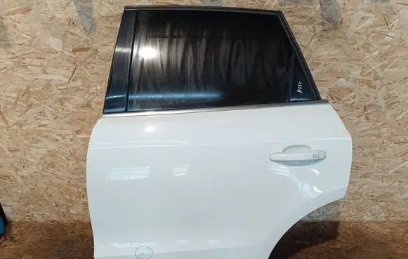 Audi Q5 SQ5 8R Rear door