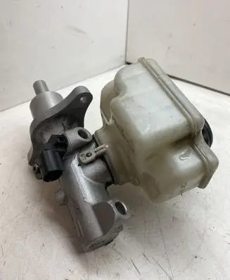 Volkswagen Scirocco Master brake cylinder 1K1611301D