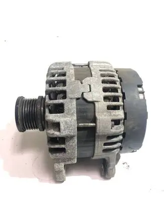 Audi A5 Sportback 8TA Generator/alternator 04L903017E 0125711154