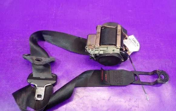 Peugeot 206 CC Front seatbelt 5020646