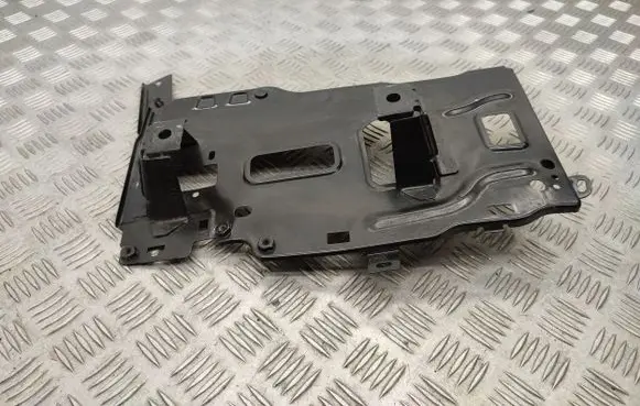 Battery bracket