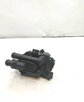 Mercedes-Benz S W220 Coolant heater control valve 2208300084