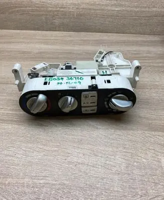 Nissan Navara Climate control unit EB03436710