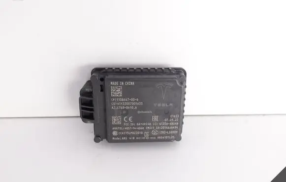 Tesla Model X Distronic sensor radar 110864700D