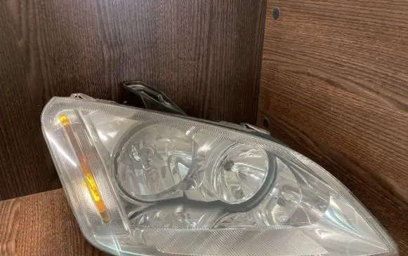 Ford C-MAX I Headlight/headlamp 3M5113005AH