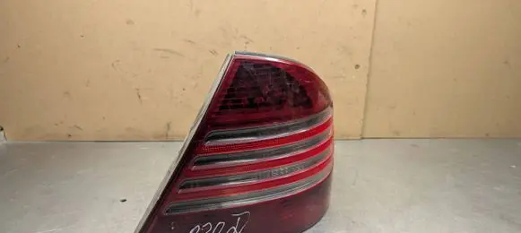 Mercedes-Benz S W220 Rear/tail lights A2208200864