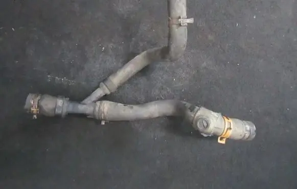 Renault Scenic II - Grand scenic II Engine coolant pipe/hose 800333615c