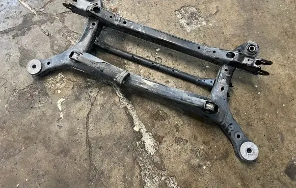 Chrysler Pacifica Rear subframe 20164915460