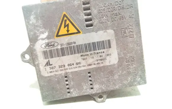 Ford Mondeo Mk III Headlight ballast module Xenon 1S7112B655AA 1307329064