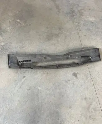 BMW X5 E53 Wiper trim 8409048 PC0001V25