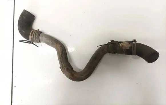 Land Rover Discovery 3 - LR3 Intercooler hose/pipe