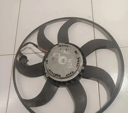 BMW X5 F15 Electric radiator cooling fan 7634607 7634467 A69902112