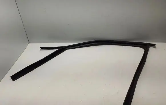 Dacia Spring Front door rubber seal 803339479R