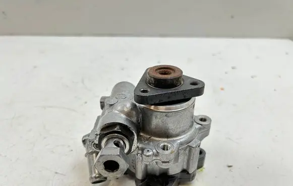 Porsche Panamera (970) Power steering pump 91128