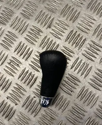 Nissan Murano Z51 Gear lever shifter trim leather/knob 