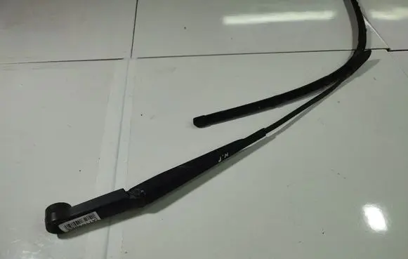 Citroen C4 Grand Picasso Front wiper blade arm 
