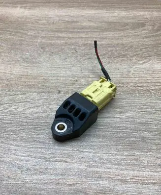 Toyota RAV 4 (XA20) Airbag deployment crash/impact sensor 8983142010 WithPlug