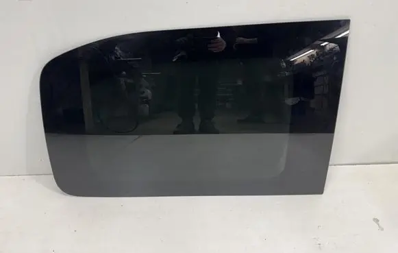 Peugeot Expert Rear side window 9808289280