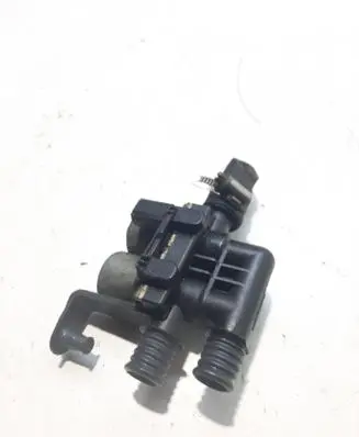 BMW 7 E65 E66 Coolant heater control valve 6906652