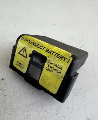 Volvo XC90 Fuse box cover 30656237