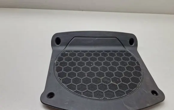 BMW 3 G20 G21 Subwoofer grill/trim 2622658