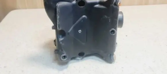 Honda HR-V Air filter box 2B117