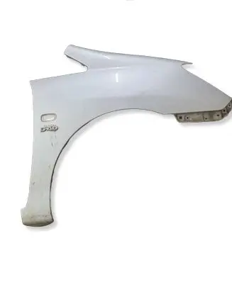 Toyota Corolla Verso E121 Fender 