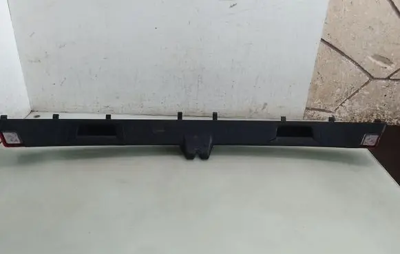 Mercedes-Benz E W212 Tailgate/boot cover trim set A2127400072
