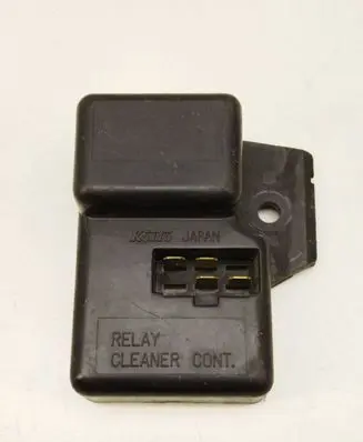 Subaru Forester SG Window wiper relay 3303120517